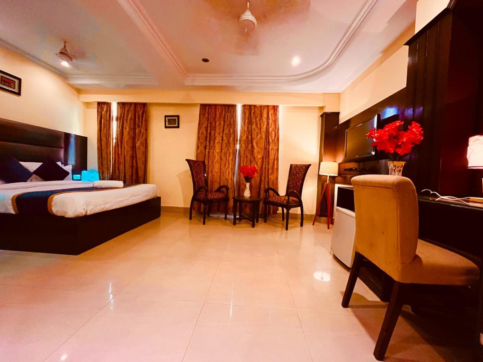 The Rio Lodge, Haridwār Buitenkant foto